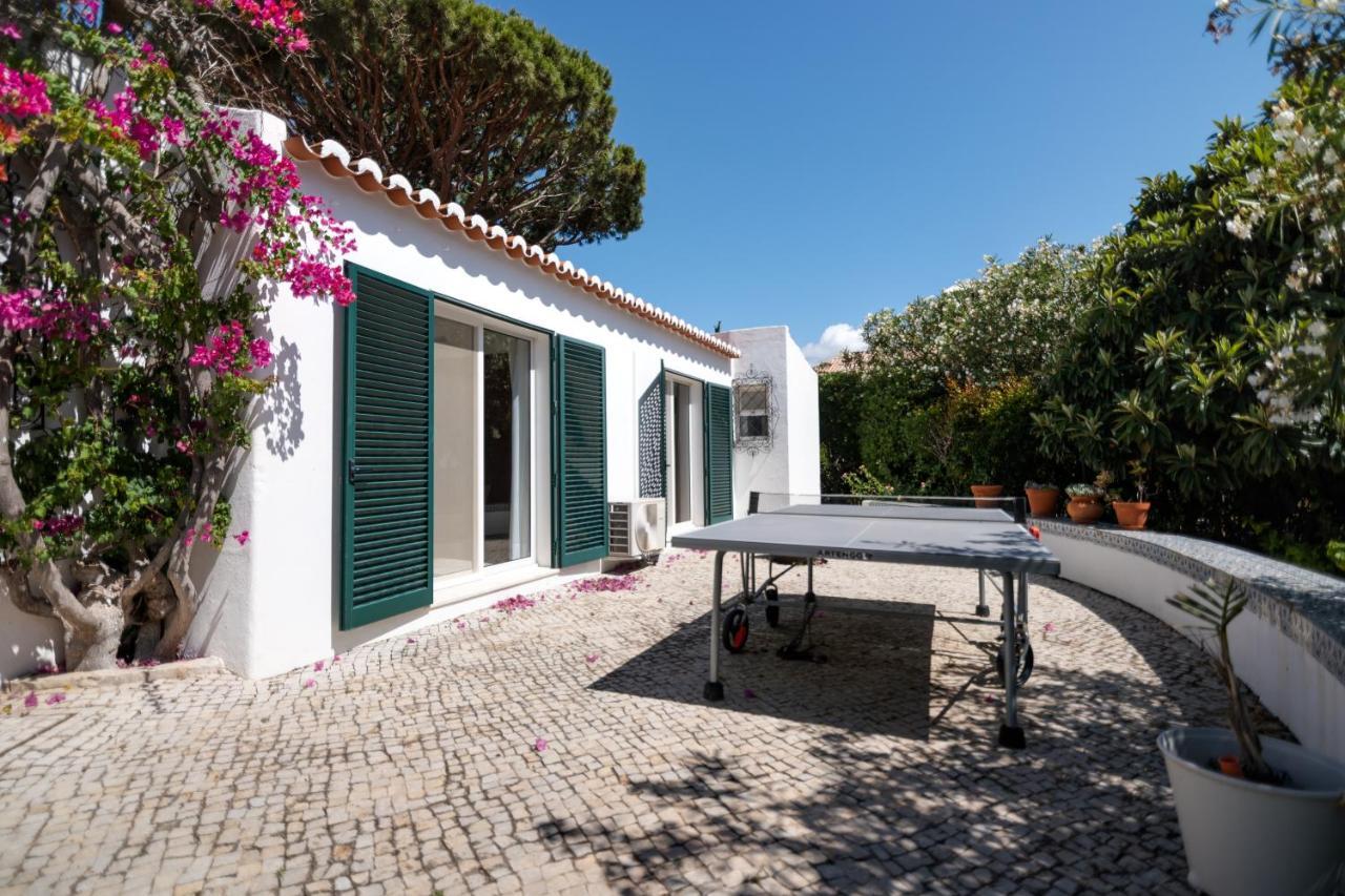 Traditional 3 Bedroom Villa With Great Pool In The Heart Of Vale Do Lobo Exteriör bild