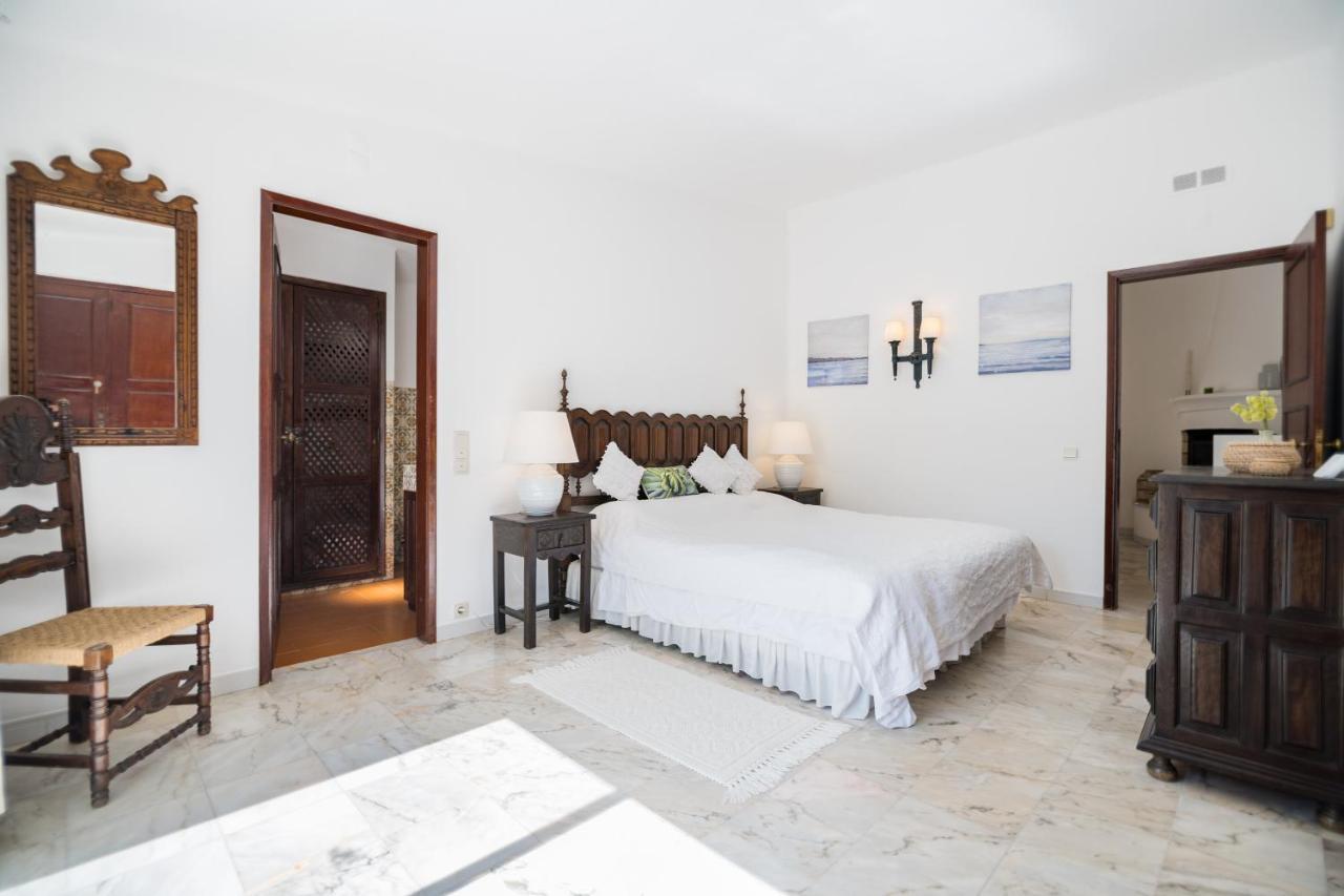 Traditional 3 Bedroom Villa With Great Pool In The Heart Of Vale Do Lobo Exteriör bild